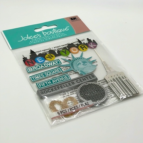NWT Jolene’s Boutique NEW YORK 9pc 3D Sticker Set - Picture 3 of 3